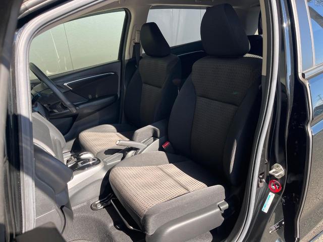 フィットハイブリッド F SDナビ バックカメラ 禁煙車 スマートキー LEDヘッド ビルトインETC オートライト オートエアコン Bluetooth CD DVD再生 フルセグ LEDフォグ(51枚目)