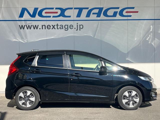 フィットハイブリッド F SDナビ バックカメラ 禁煙車 スマートキー LEDヘッド ビルトインETC オートライト オートエアコン Bluetooth CD DVD再生 フルセグ LEDフォグ(56枚目)