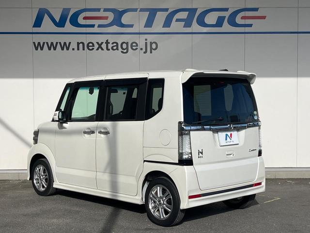 N-BOXカスタム G・Lパッケージ 電動スライドドア 純正SDナビ バックカメラ 禁煙車 スマートキー HIDヘッド ETC オートライト オートエアコン 純正14インチアルミ CD DVD再生 地デジ(45枚目)