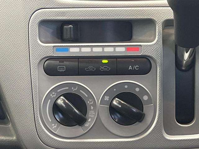 ワゴンＲ ＦＸリミテッド　禁煙車　スマートキー　純正１４インチアルミホイール　オーディオ　プライバシーガラス　ドアバイザー（4枚目）