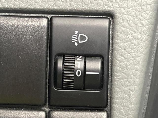 ワゴンＲ ＦＸリミテッド　禁煙車　スマートキー　純正１４インチアルミホイール　オーディオ　プライバシーガラス　ドアバイザー（19枚目）