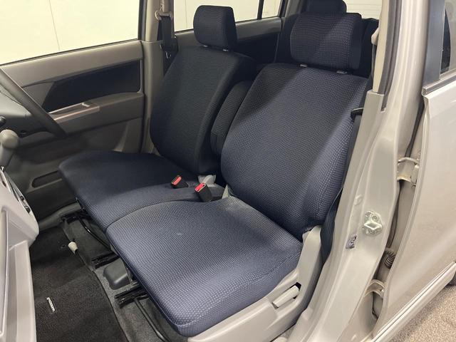 ワゴンＲ ＦＸリミテッド　禁煙車　スマートキー　純正１４インチアルミホイール　オーディオ　プライバシーガラス　ドアバイザー（37枚目）