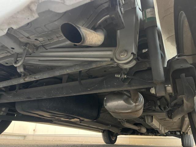 ワゴンＲ ＦＸリミテッド　禁煙車　スマートキー　純正１４インチアルミホイール　オーディオ　プライバシーガラス　ドアバイザー（41枚目）