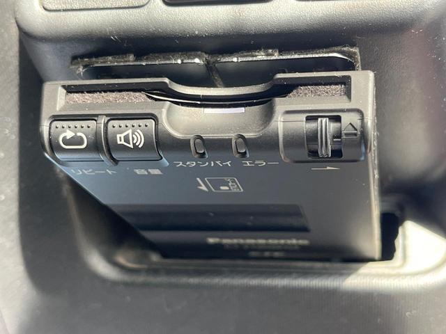 アクア S 純正SDナビ バックカメラ 禁煙車 スマートキー ETC オートエアコン Bluetooth CD DVD再生 フルセグ(5枚目)