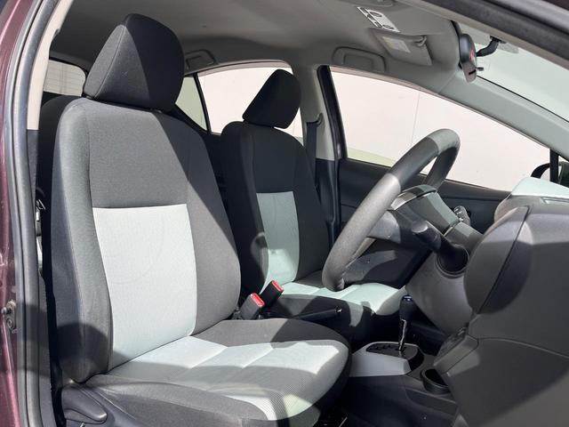 アクア S 純正SDナビ バックカメラ 禁煙車 スマートキー ETC オートエアコン Bluetooth CD DVD再生 フルセグ(8枚目)