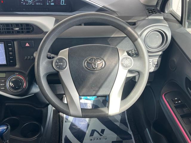 アクア S 純正SDナビ バックカメラ 禁煙車 スマートキー ETC オートエアコン Bluetooth CD DVD再生 フルセグ(11枚目)