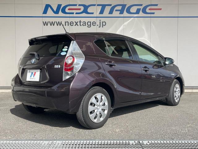 アクア S 純正SDナビ バックカメラ 禁煙車 スマートキー ETC オートエアコン Bluetooth CD DVD再生 フルセグ(17枚目)