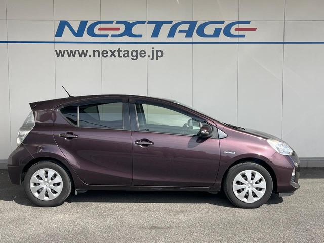 アクア S 純正SDナビ バックカメラ 禁煙車 スマートキー ETC オートエアコン Bluetooth CD DVD再生 フルセグ(43枚目)