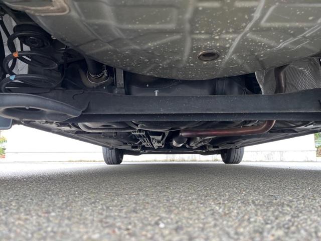 ノート X Vセレクション 純正SDナビ 全周囲カメラ 衝突被害軽減システム 禁煙車 コーナーセンサー スマートキー ETC オートライト オートエアコン Bluetooth CD DVD再生 フルセグ(20枚目)