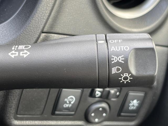 ノート X Vセレクション 純正SDナビ 全周囲カメラ 衝突被害軽減システム 禁煙車 コーナーセンサー スマートキー ETC オートライト オートエアコン Bluetooth CD DVD再生 フルセグ(27枚目)