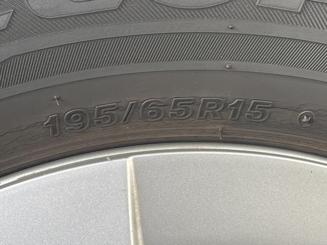 プリウス S SDナビ 禁煙車 スマートキー ETC オートライト オートエアコン 純正15インチアルミ Bluetooth CD DVD再生 フルセグ(33枚目)