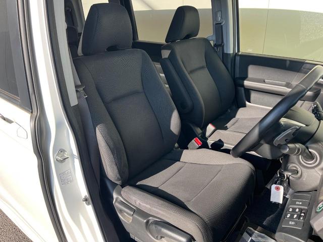 ステップワゴンスパーダ パワーエディション 両側電動ドア 純正SDナビ バックカメラ 禁煙車 HIDヘッド ビルトインETC オートライト オートエアコン 純正16インチアルミ CD DVD再生 フルセグ パドルシフト(8枚目)