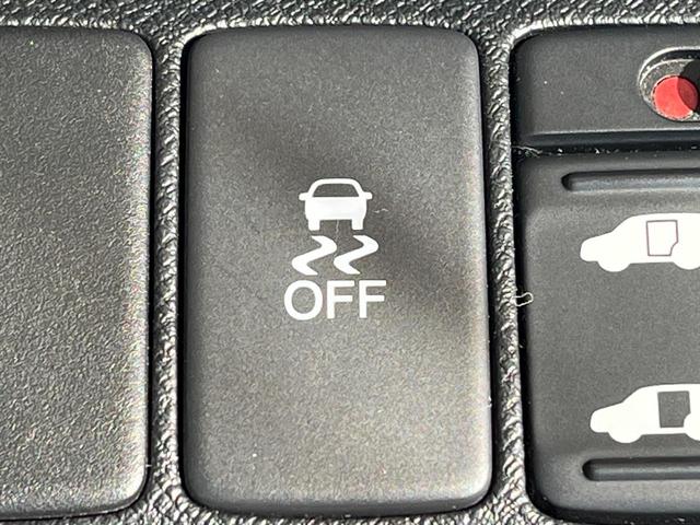 ステップワゴンスパーダ パワーエディション 両側電動ドア 純正SDナビ バックカメラ 禁煙車 HIDヘッド ビルトインETC オートライト オートエアコン 純正16インチアルミ CD DVD再生 フルセグ パドルシフト(26枚目)