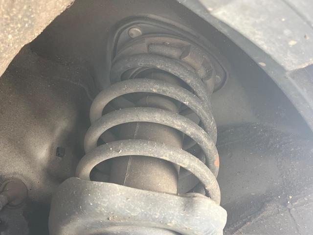 ステップワゴンスパーダ パワーエディション 両側電動ドア 純正SDナビ バックカメラ 禁煙車 HIDヘッド ビルトインETC オートライト オートエアコン 純正16インチアルミ CD DVD再生 フルセグ パドルシフト(37枚目)