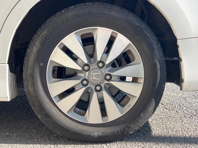 ステップワゴンスパーダ パワーエディション 両側電動ドア 純正SDナビ バックカメラ 禁煙車 HIDヘッド ビルトインETC オートライト オートエアコン 純正16インチアルミ CD DVD再生 フルセグ パドルシフト(43枚目)