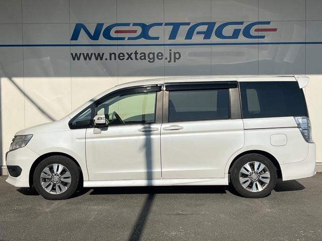 ステップワゴンスパーダ パワーエディション 両側電動ドア 純正SDナビ バックカメラ 禁煙車 HIDヘッド ビルトインETC オートライト オートエアコン 純正16インチアルミ CD DVD再生 フルセグ パドルシフト(52枚目)