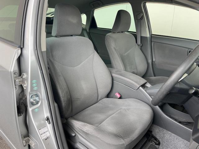 プリウス S SDナビ バックカメラ 禁煙車 ドラレコ コーナーセンサー スマートキー ビルトインETC オートライト オートエアコン 純正17インチアルミ Bluetooth CD DVD再生(10枚目)