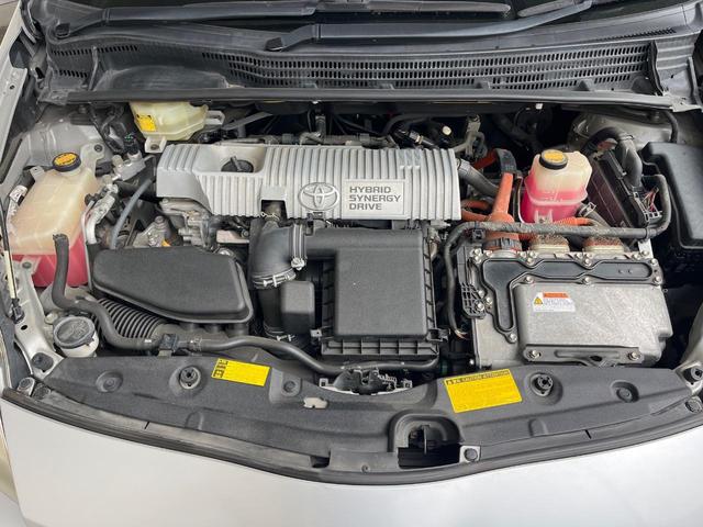 プリウス S SDナビ バックカメラ 禁煙車 ドラレコ コーナーセンサー スマートキー ビルトインETC オートライト オートエアコン 純正17インチアルミ Bluetooth CD DVD再生(19枚目)