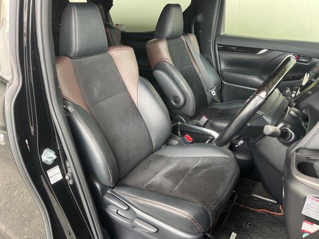 アルファード ２．５Ｓ　Ａパッケージ　タイプブラック　両側電動ドア　後席モニター　バックカメラ　衝突被害軽減システム　１００Ｖ電源　禁煙車　ハーフレザーシート　ドラレコ　コーナーセンサー　スマートキー　ＬＥＤヘッド　ビルトインＥＴＣ　クルコン（9枚目）