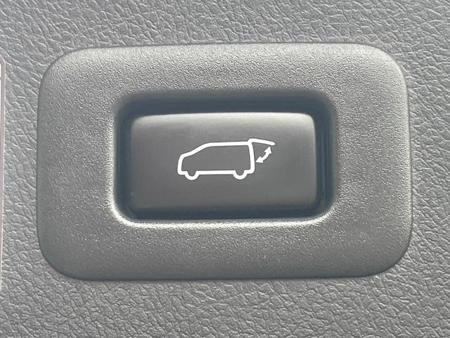 アルファード ２．５Ｓ　Ａパッケージ　タイプブラック　両側電動ドア　後席モニター　バックカメラ　衝突被害軽減システム　１００Ｖ電源　禁煙車　ハーフレザーシート　ドラレコ　コーナーセンサー　スマートキー　ＬＥＤヘッド　ビルトインＥＴＣ　クルコン（24枚目）