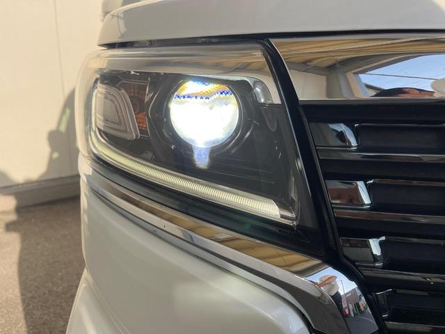 スペーシアカスタム ハイブリッドＸＳターボ　両側電動ドア　純正ＳＤナビ　全周囲カメラ　衝突被害軽減システム　ハーフレザーシート　シートヒーター　ドラレコ　コーナーセンサー　スマートキー　ＬＥＤヘッド　ビルトインＥＴＣ　クルコン　車線逸脱警報（13枚目）