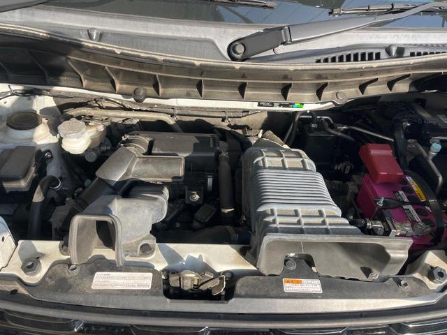 スペーシアカスタム ハイブリッドＸＳターボ　両側電動ドア　純正ＳＤナビ　全周囲カメラ　衝突被害軽減システム　ハーフレザーシート　シートヒーター　ドラレコ　コーナーセンサー　スマートキー　ＬＥＤヘッド　ビルトインＥＴＣ　クルコン　車線逸脱警報（19枚目）