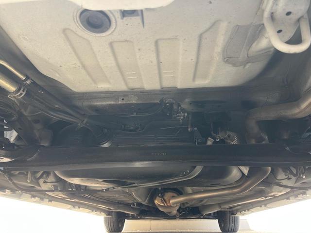 スペーシアカスタム ハイブリッドＸＳターボ　両側電動ドア　純正ＳＤナビ　全周囲カメラ　衝突被害軽減システム　ハーフレザーシート　シートヒーター　ドラレコ　コーナーセンサー　スマートキー　ＬＥＤヘッド　ビルトインＥＴＣ　クルコン　車線逸脱警報（20枚目）