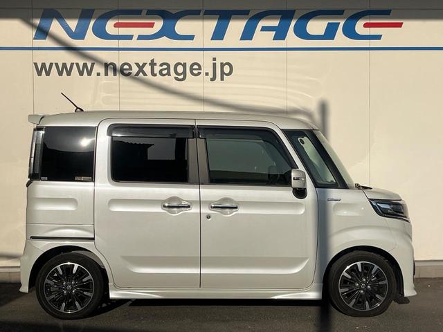 スペーシアカスタム ハイブリッドＸＳターボ　両側電動ドア　純正ＳＤナビ　全周囲カメラ　衝突被害軽減システム　ハーフレザーシート　シートヒーター　ドラレコ　コーナーセンサー　スマートキー　ＬＥＤヘッド　ビルトインＥＴＣ　クルコン　車線逸脱警報（61枚目）