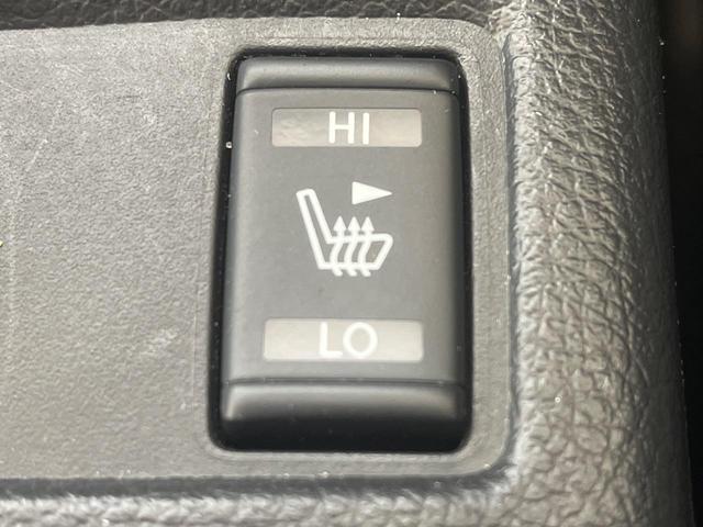 エクストレイル 20Xtt エマージェンシーブレーキパッケージ 全周囲カメラ 禁煙車 電動リアゲート レザーシート ドラレコ コーナーセンサー スマートキー LEDヘッド ビルトインETC クルコン 純正18インチアルミ オートライト デュアルエアコン(6枚目)