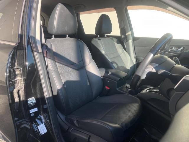 エクストレイル 20Xtt エマージェンシーブレーキパッケージ 全周囲カメラ 禁煙車 電動リアゲート レザーシート ドラレコ コーナーセンサー スマートキー LEDヘッド ビルトインETC クルコン 純正18インチアルミ オートライト デュアルエアコン(10枚目)