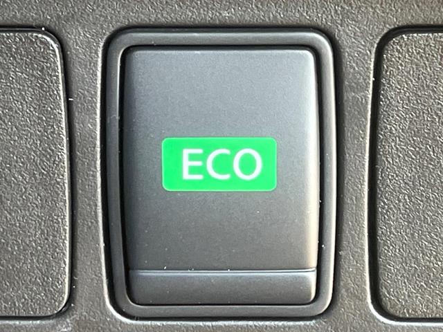 エクストレイル 20Xtt エマージェンシーブレーキパッケージ 全周囲カメラ 禁煙車 電動リアゲート レザーシート ドラレコ コーナーセンサー スマートキー LEDヘッド ビルトインETC クルコン 純正18インチアルミ オートライト デュアルエアコン(25枚目)