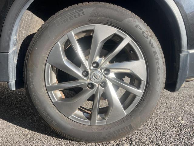 エクストレイル 20Xtt エマージェンシーブレーキパッケージ 全周囲カメラ 禁煙車 電動リアゲート レザーシート ドラレコ コーナーセンサー スマートキー LEDヘッド ビルトインETC クルコン 純正18インチアルミ オートライト デュアルエアコン(51枚目)