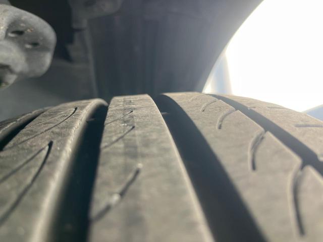 エクストレイル 20Xtt エマージェンシーブレーキパッケージ 全周囲カメラ 禁煙車 電動リアゲート レザーシート ドラレコ コーナーセンサー スマートキー LEDヘッド ビルトインETC クルコン 純正18インチアルミ オートライト デュアルエアコン(54枚目)