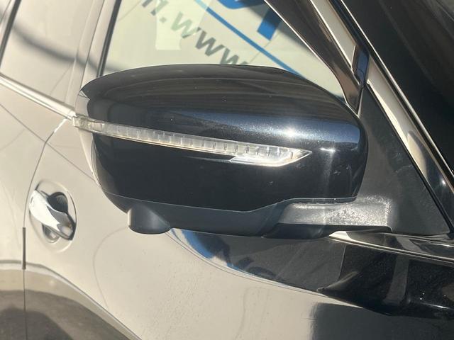 エクストレイル 20Xtt エマージェンシーブレーキパッケージ 全周囲カメラ 禁煙車 電動リアゲート レザーシート ドラレコ コーナーセンサー スマートキー LEDヘッド ビルトインETC クルコン 純正18インチアルミ オートライト デュアルエアコン(61枚目)