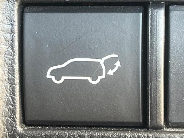 ハリアー Ｇ　バックカメラ　レーダークルーズ　禁煙車　パワーシート　ドラレコ　コーナーセンサー　スマートキー　ＬＥＤヘッド　ビルトインＥＴＣ　純正１８インチアルミ　デュアルエアコン　Ｂｌｕｅｔｏｏｔｈ　フルセグ（5枚目）