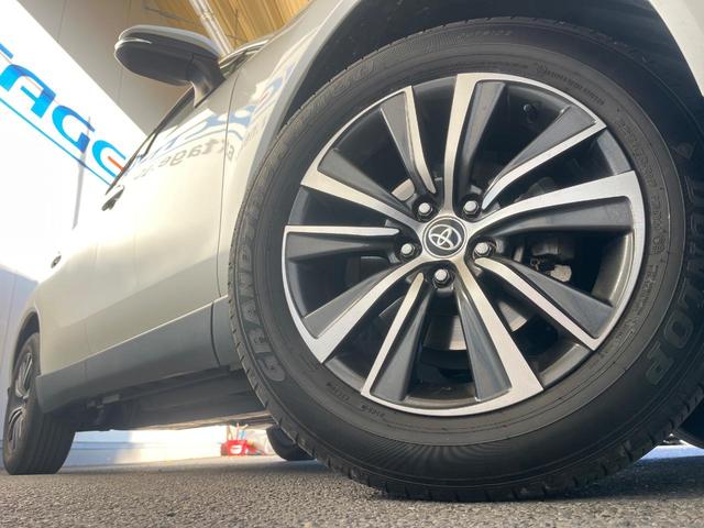 ハリアー Ｇ　バックカメラ　レーダークルーズ　禁煙車　パワーシート　ドラレコ　コーナーセンサー　スマートキー　ＬＥＤヘッド　ビルトインＥＴＣ　純正１８インチアルミ　デュアルエアコン　Ｂｌｕｅｔｏｏｔｈ　フルセグ（12枚目）