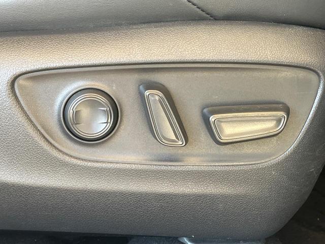 ハリアー Ｇ　バックカメラ　レーダークルーズ　禁煙車　パワーシート　ドラレコ　コーナーセンサー　スマートキー　ＬＥＤヘッド　ビルトインＥＴＣ　純正１８インチアルミ　デュアルエアコン　Ｂｌｕｅｔｏｏｔｈ　フルセグ（34枚目）