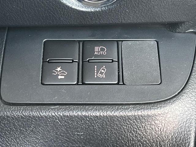 シエンタ ハイブリッドファンベースＧセーフティーエディションＩＩ　両側電動ドア　衝突被害軽減システム　禁煙車　コーナーセンサー　スマートキー　ＬＥＤヘッド　ビルトインＥＴＣ　クルコン　オートハイビーム　オートライト　オートエアコン　ＬＥＤフォグ（27枚目）