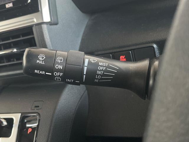 シエンタ ハイブリッドファンベースＧセーフティーエディションＩＩ　両側電動ドア　衝突被害軽減システム　禁煙車　コーナーセンサー　スマートキー　ＬＥＤヘッド　ビルトインＥＴＣ　クルコン　オートハイビーム　オートライト　オートエアコン　ＬＥＤフォグ（31枚目）