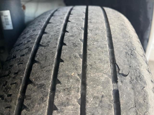 シエンタ ハイブリッドファンベースＧセーフティーエディションＩＩ　両側電動ドア　衝突被害軽減システム　禁煙車　コーナーセンサー　スマートキー　ＬＥＤヘッド　ビルトインＥＴＣ　クルコン　オートハイビーム　オートライト　オートエアコン　ＬＥＤフォグ（44枚目）