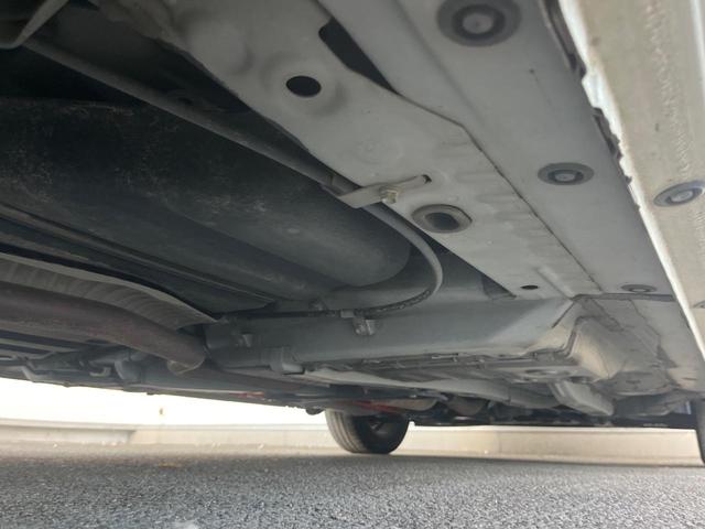 シエンタ ハイブリッドファンベースＧセーフティーエディションＩＩ　両側電動ドア　衝突被害軽減システム　禁煙車　コーナーセンサー　スマートキー　ＬＥＤヘッド　ビルトインＥＴＣ　クルコン　オートハイビーム　オートライト　オートエアコン　ＬＥＤフォグ（47枚目）