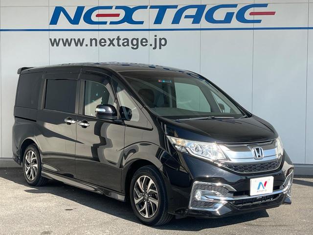 ステップワゴンスパーダ スパーダ 両側電動ドア 後席モニター バックカメラ 禁煙車 スマートキー LEDヘッド ビルトインETC クルコン 純正16インチアルミ オートライト デュアルエアコン Bluetooth CD DVD再生(18枚目)