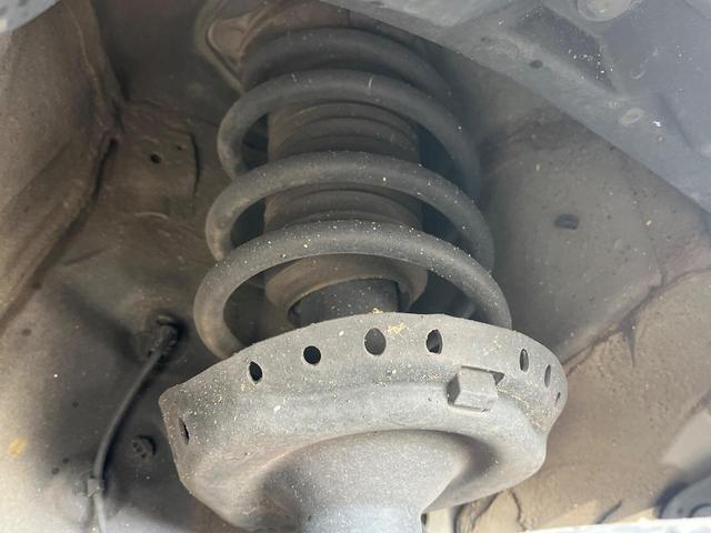 ステップワゴンスパーダ スパーダ 両側電動ドア 後席モニター バックカメラ 禁煙車 スマートキー LEDヘッド ビルトインETC クルコン 純正16インチアルミ オートライト デュアルエアコン Bluetooth CD DVD再生(48枚目)