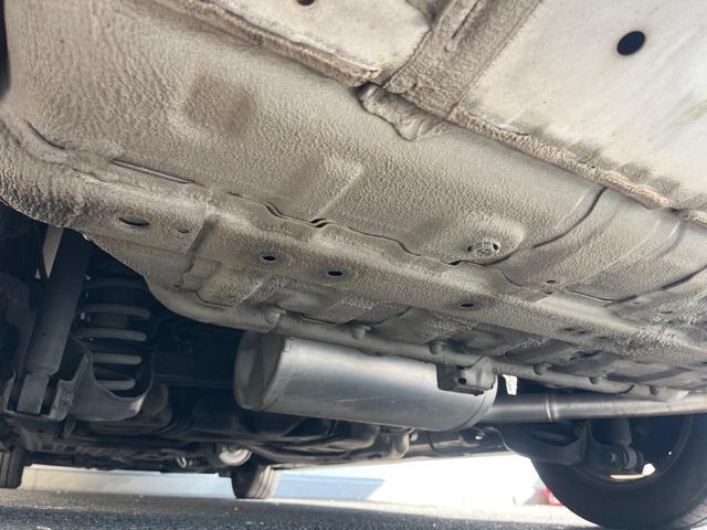 ステップワゴンスパーダ スパーダ 両側電動ドア 後席モニター バックカメラ 禁煙車 スマートキー LEDヘッド ビルトインETC クルコン 純正16インチアルミ オートライト デュアルエアコン Bluetooth CD DVD再生(49枚目)