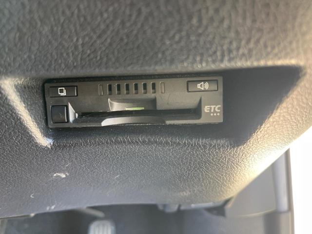 シエンタ ファンベースG 両側電動ドア 純正SDナビ 全周囲カメラ 衝突被害軽減システム 禁煙車 コーナーセンサー スマートキー ビルトインETC オートハイビーム 車線逸脱警報 オートエアコン Bluetooth CD(7枚目)