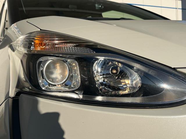 シエンタ ファンベースG 両側電動ドア 純正SDナビ 全周囲カメラ 衝突被害軽減システム 禁煙車 コーナーセンサー スマートキー ビルトインETC オートハイビーム 車線逸脱警報 オートエアコン Bluetooth CD(13枚目)