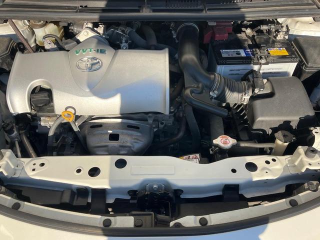 シエンタ ファンベースG 両側電動ドア 純正SDナビ 全周囲カメラ 衝突被害軽減システム 禁煙車 コーナーセンサー スマートキー ビルトインETC オートハイビーム 車線逸脱警報 オートエアコン Bluetooth CD(19枚目)