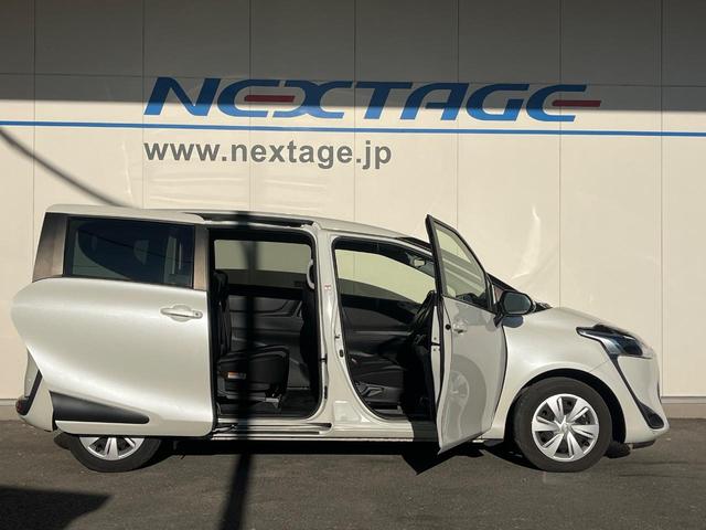 シエンタ ファンベースG 両側電動ドア 純正SDナビ 全周囲カメラ 衝突被害軽減システム 禁煙車 コーナーセンサー スマートキー ビルトインETC オートハイビーム 車線逸脱警報 オートエアコン Bluetooth CD(48枚目)