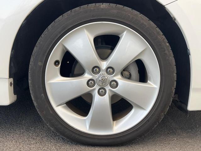 プリウス Ｇツーリングセレクションレザーパッケージ　純正ＳＤナビ　レーダークルーズ　禁煙車　レザーシート　スマートキー　ＬＥＤヘッド　ビルトインＥＴＣ　純正１７インチアルミ　オートエアコン　ＣＤ　フルセグ（40枚目）