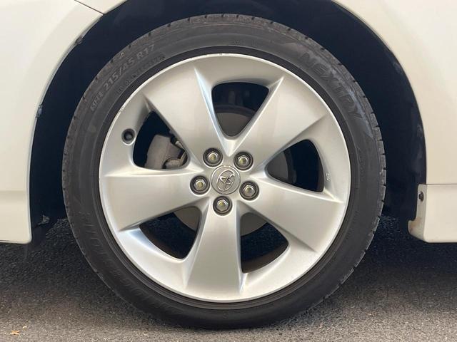 プリウス Ｇツーリングセレクションレザーパッケージ　純正ＳＤナビ　レーダークルーズ　禁煙車　レザーシート　スマートキー　ＬＥＤヘッド　ビルトインＥＴＣ　純正１７インチアルミ　オートエアコン　ＣＤ　フルセグ（43枚目）